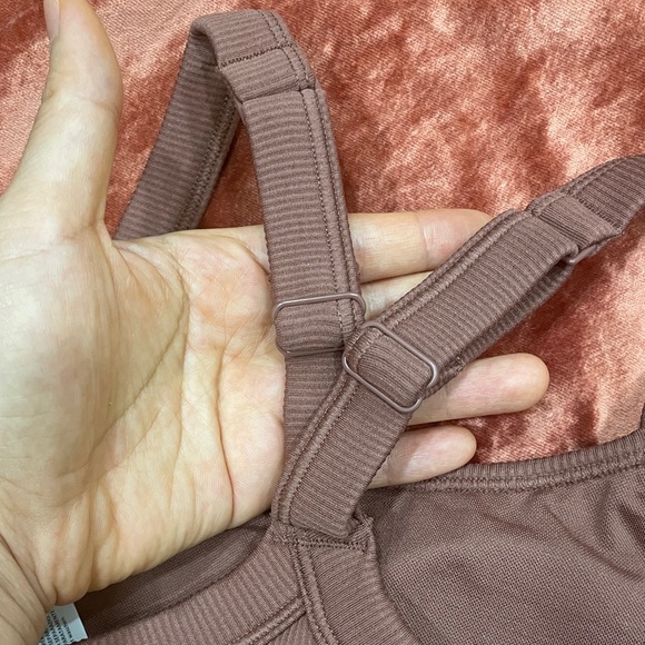 ALO Yoga Dusty Rose Ribbed Sports Tank - Picture 6 of 8